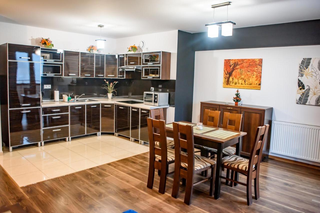 Apartamenty Sun & Snow Centrum Криница-Здруй Екстериор снимка