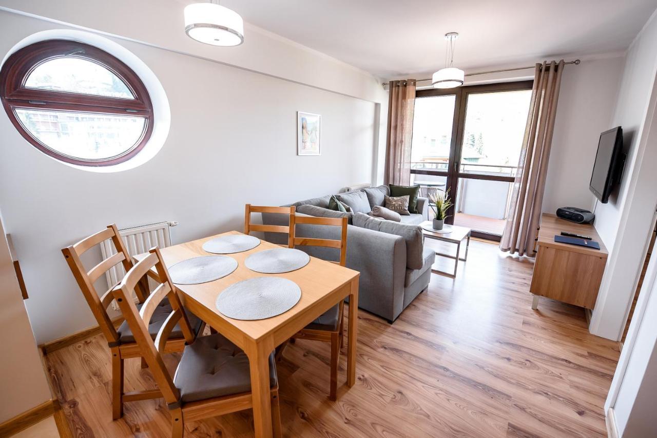 Apartamenty Sun & Snow Centrum Криница-Здруй Екстериор снимка
