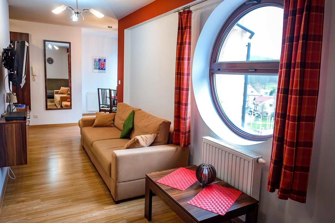Apartamenty Sun & Snow Centrum Криница-Здруй Екстериор снимка