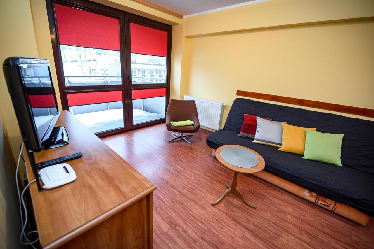 Apartamenty Sun & Snow Centrum Криница-Здруй Екстериор снимка